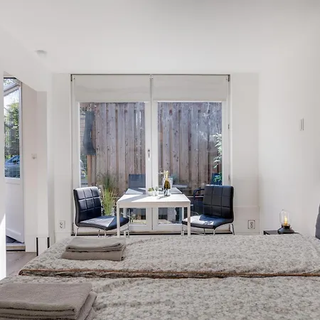 Luxe With Outside Jacuzzi&sauna Appartement *