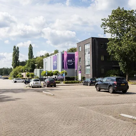 Appartement Luxe With Outside Jacuzzi&sauna Apeldoorn