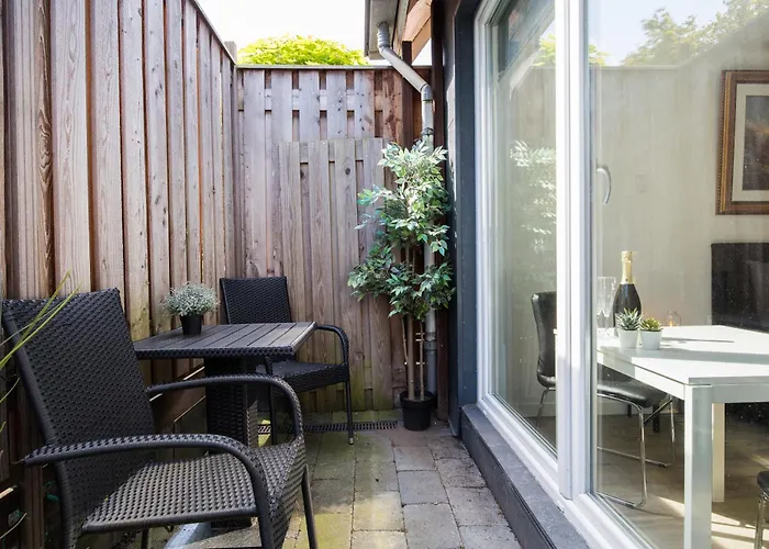 Lägenhet Luxe Wellness With Jacuzzi And Sauna Apeldoorn