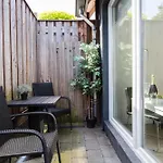 Lägenhet Luxe Wellness With Jacuzzi And Sauna Apeldoorn
