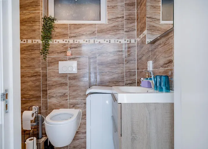 Apartment Luxe Wellness With Jacuzzi And Sauna *